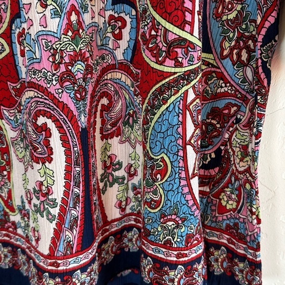 Bila Boho Navy & Pink/Red Paisley Print Blouse with Cut Out Shoulders Sz Lg - Picture 13 of 13
